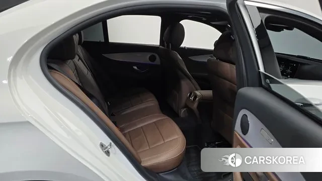 Mercedes-Benz E-Class W213 2020 Белый из Кореи, фото 3