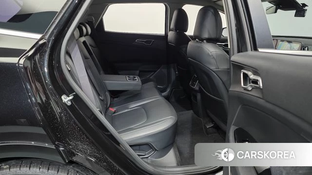 Kia Sportage 5th Generation 2023 Черный из Кореи, фото 3