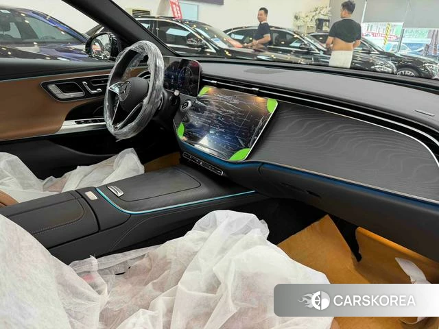 Mercedes-Benz E-class 2026 Черный из Китая, фото 3