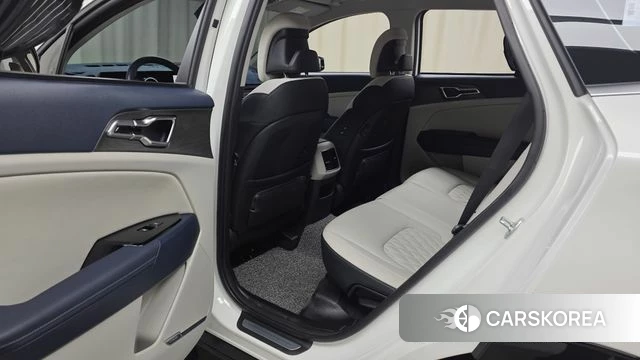 Kia Sportage 5th Generation 2024 Белый из Кореи, фото 3