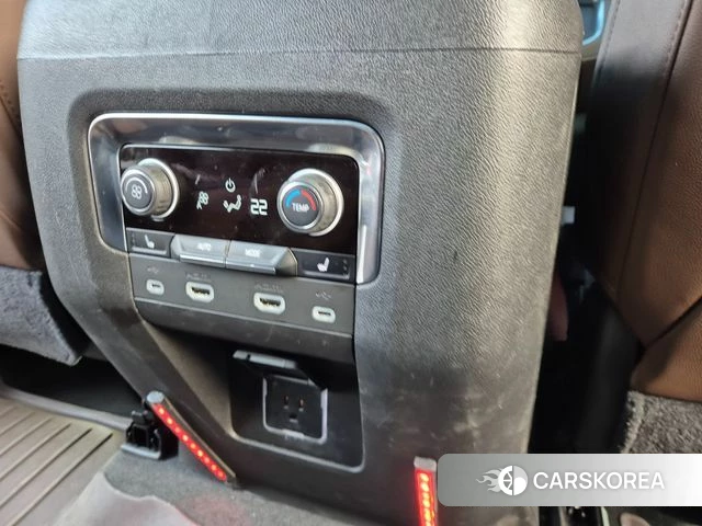 Chevrolet Server Van 2021 Черный из Кореи, фото 3