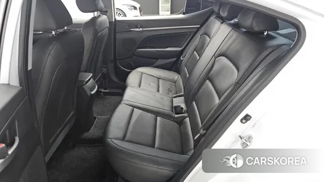 Hyundai Avante AD 2018 Белый из Кореи, фото 3