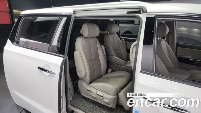 Kia The New Carnival 2019 Белый из Кореи, фото 3