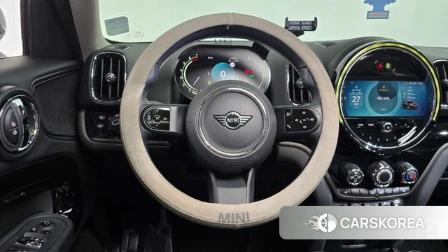 Mini Cooper Countryman 2021 Светло-серебряный цвет из Кореи, фото 3