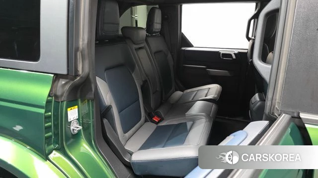 Ford Bronco 6th Generation 2023 Зеленый из Кореи, фото 3