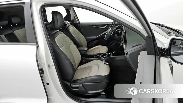 Kia Di Ol Nu Niro 2023 Белый из Кореи, фото 3