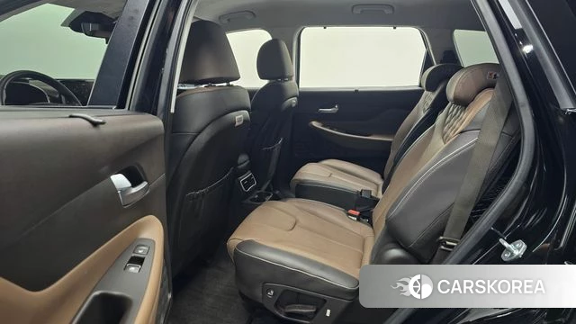 Hyundai The New Santa Fe 2023 Черный из Кореи, фото 3