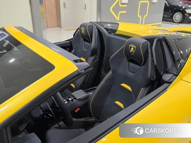 Lamborghini Huracan 2023 Желтый из Кореи, фото 3