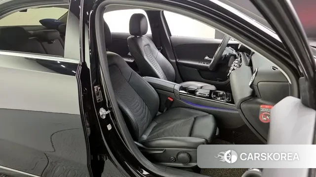 Mercedes-Benz A-Class W177 2020 Черный из Кореи, фото 3