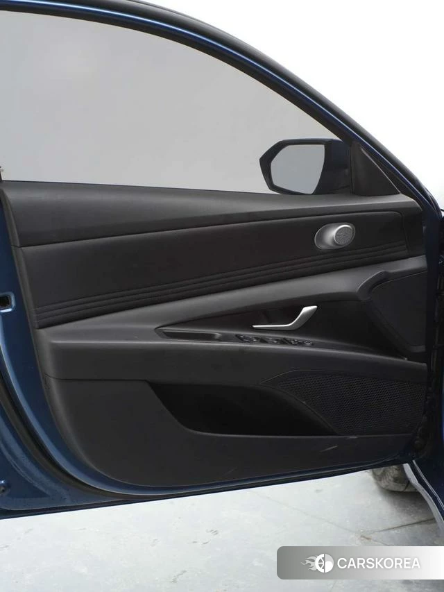 Hyundai Elantra 2023 Синий из Китая, фото 3