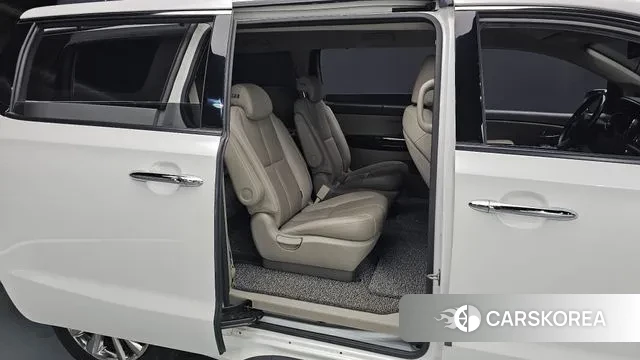 Kia The New Carnival 2018 Белый из Кореи, фото 3