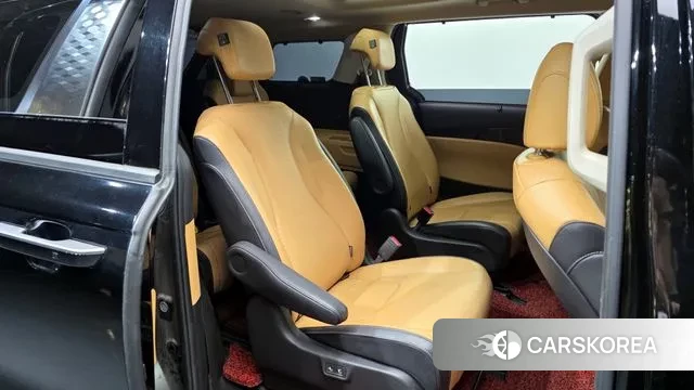 Kia Carnival 4th generation 2020 Черный из Кореи, фото 3