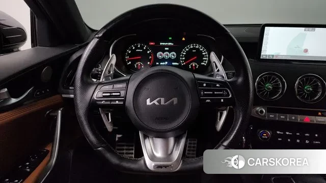Kia Stinger Meister 2023 Серебряный из Кореи, фото 3