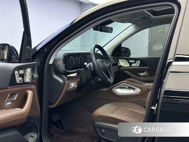 Mercedes-Benz GLE (import) 2024 Черный из Китая, фото 3