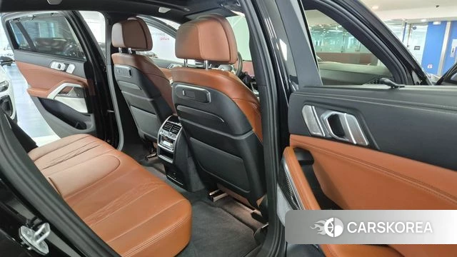 BMW X6 (G06) 2024 Черный из Кореи, фото 3
