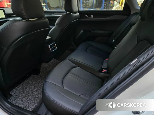 Kia The New K5 3rd generation 2024 Белый из Кореи, фото 3