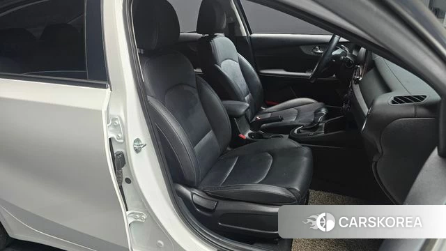 Kia Come New K3 2019 Белый из Кореи, фото 3