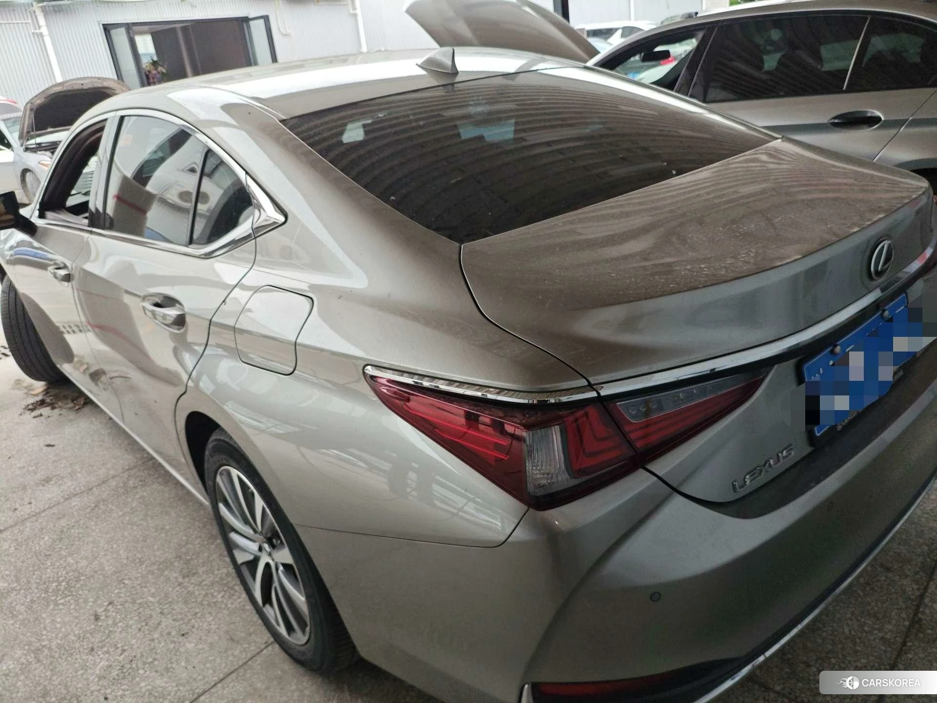 Lexus ES 2021 Серебристо-серый из Китая, фото 3