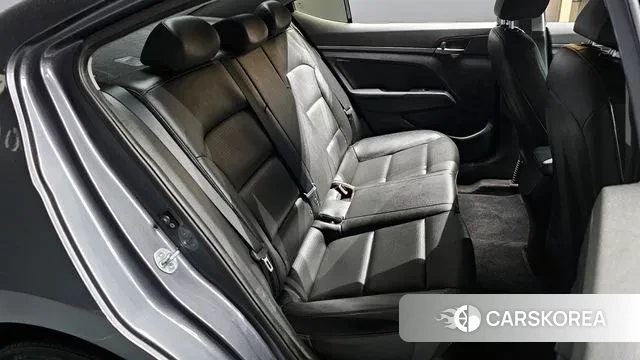 Hyundai Avante AD 2018 Серый из Кореи, фото 3