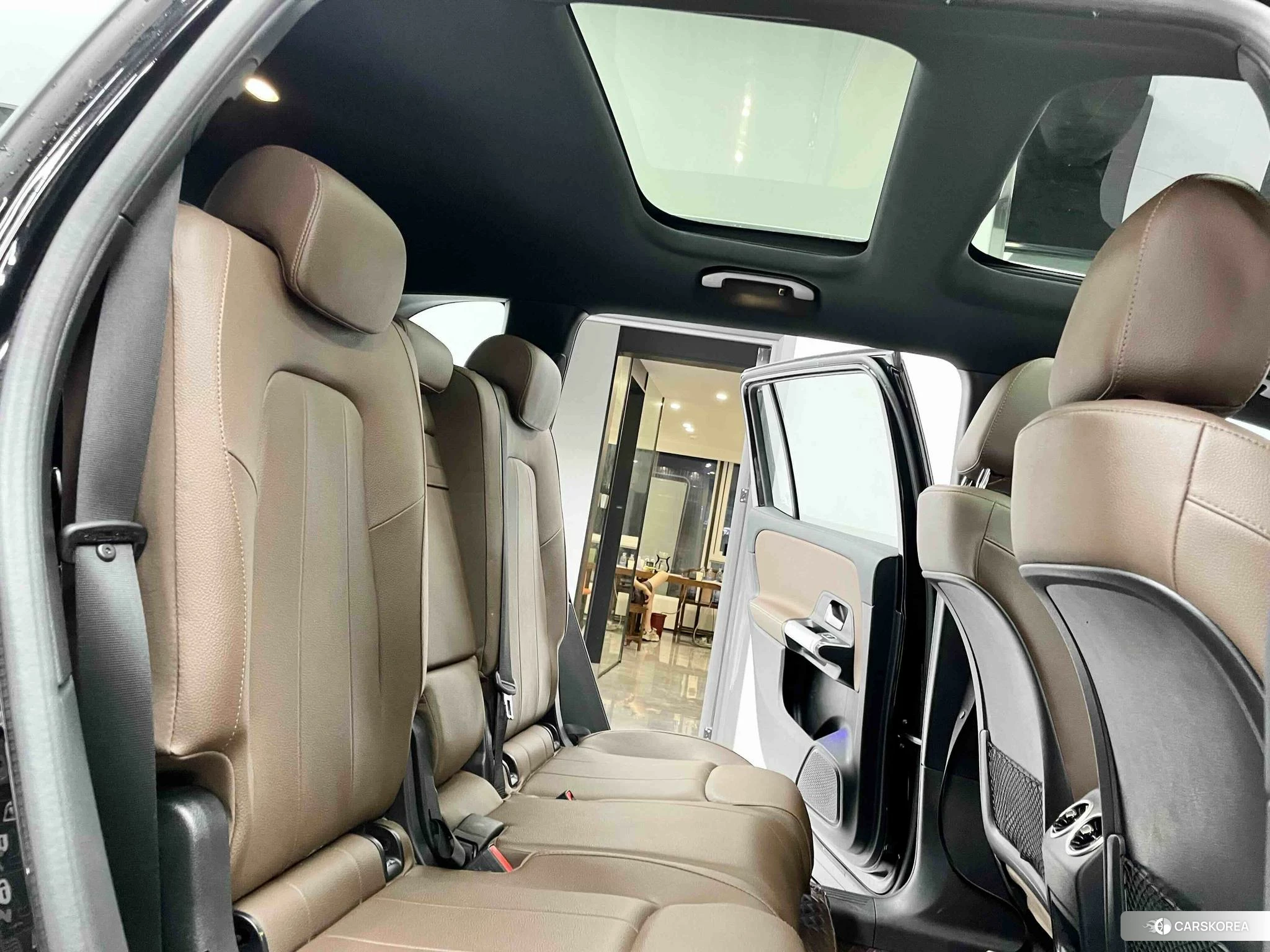 Mercedes-Benz GLB 2022 Черный из Китая, фото 3