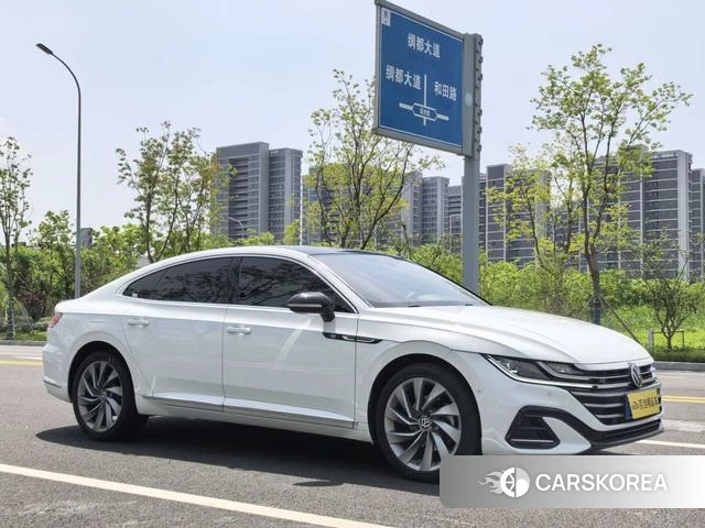 Volkswagen CC 2023 Белый из Китая, фото 3