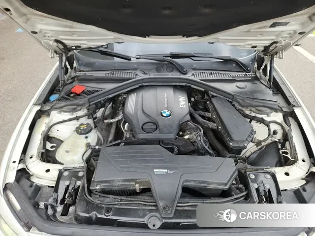 BMW 1 Series (F20) 2018 Белый из Кореи, фото 3