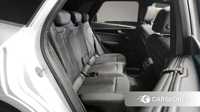 Audi Q5 (FY) 2024 Белый из Кореи, фото 3