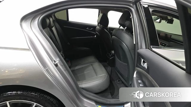 Genesis The New G70 Shooting Brake 2022 Серебристо-серый из Кореи, фото 3