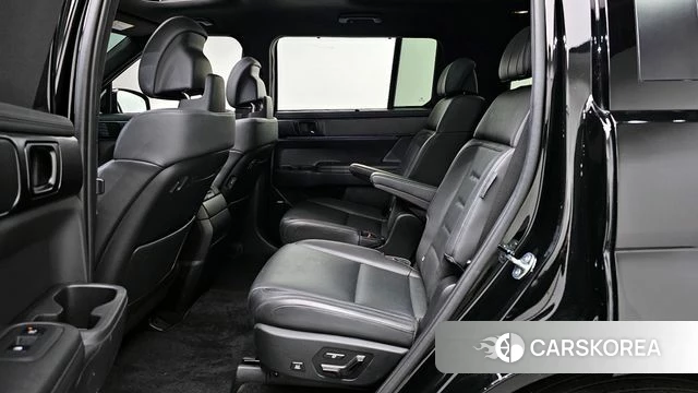 Hyundai Santa Fe (MX5) 2024 Черный из Кореи, фото 3