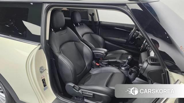 Mini Cooper S 2018 Жемчужный цвет из Кореи, фото 3