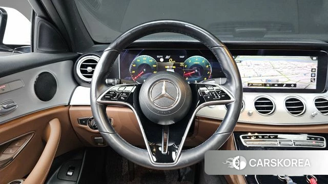 Mercedes-Benz E-Class W213 2020 Белый из Кореи, фото 3