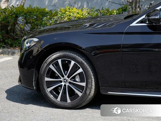 Mercedes-Benz E-class PHEV 2023 Черный из Китая, фото 3