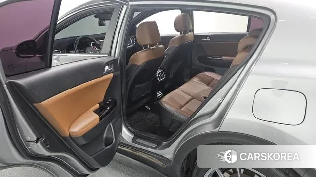 Kia Sportage The Bold 2018 Серый из Кореи, фото 3