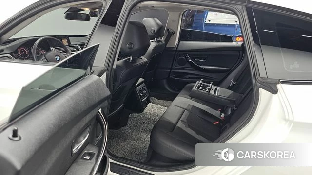 BMW 3 Series GT (F34) 2018 Белый из Кореи, фото 3