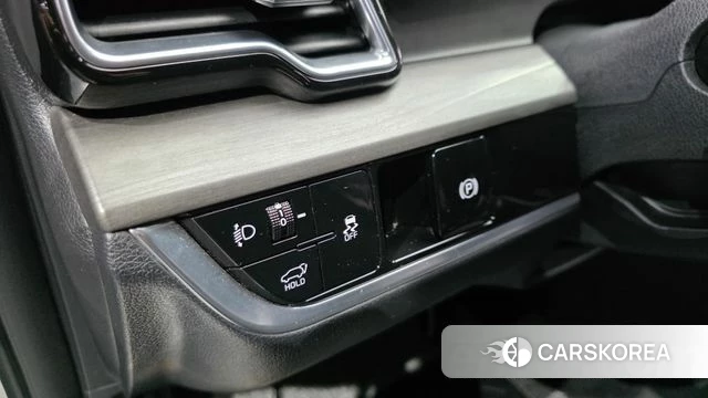 Kia Sportage 5th Generation 2023 Белый из Кореи, фото 3