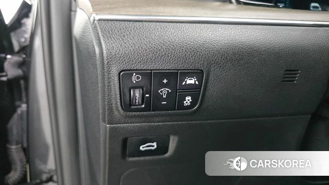 Kia K5 3rd generation 2021 Серый из Кореи, фото 3