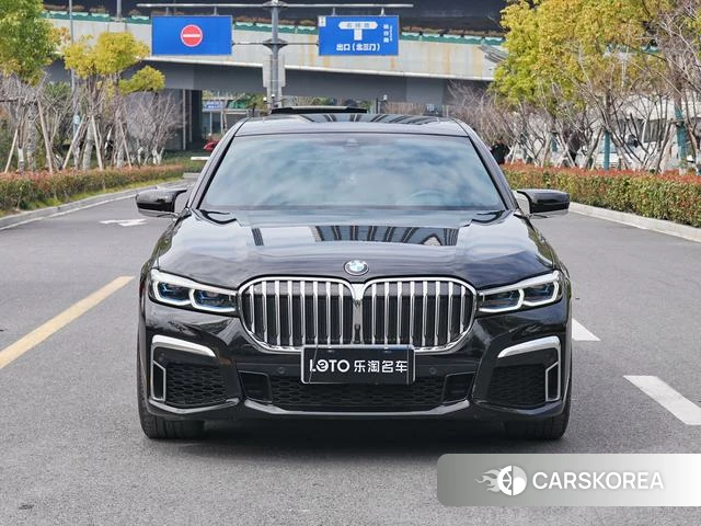 BMW 7 series 2022 Черный из Китая, фото 3