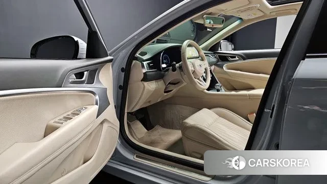 Genesis The New G70 2022 Цвет галактики из Кореи, фото 3