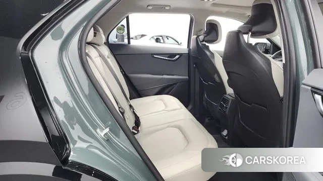 Kia Di Ol Nu Niro 2023 Темно-зеленый из Кореи, фото 3