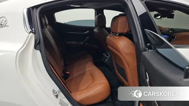 Maserati Ghibli 2020 Белый из Кореи, фото 3