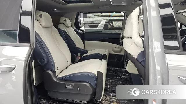 Kia The New Carnival 4th Generation 2024 Серебристо-серый из Кореи, фото 3