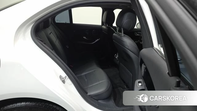 Mercedes-Benz C-Class W205 2019 Белый из Кореи, фото 3