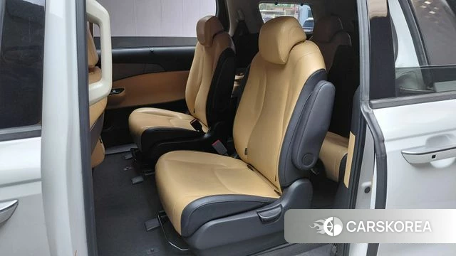 Kia Carnival 4th generation 2023 Белый из Кореи, фото 3