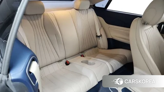 Mercedes-Benz E-Class W213 2018 Синий из Кореи, фото 3