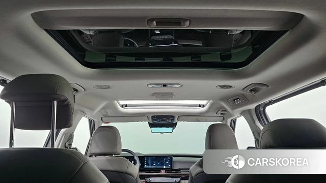 Kia The New Carnival 4th Generation 2024 Серебристо-серый из Кореи, фото 3