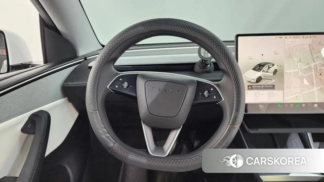 Tesla Model Y 2025 Белый из Кореи, фото 3