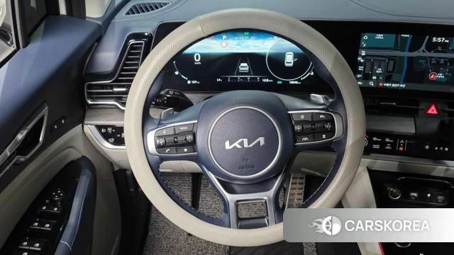 Kia Sportage 5th Generation 2023 Белый из Кореи, фото 3