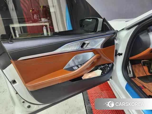 BMW 8 Series (G15) 2021 Белый из Кореи, фото 3