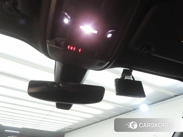 Peugeot e-2008 second generation 2022 Белый из Кореи, фото 3