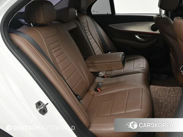 Mercedes-Benz E-Class W213 2019 Белый из Кореи, фото 3